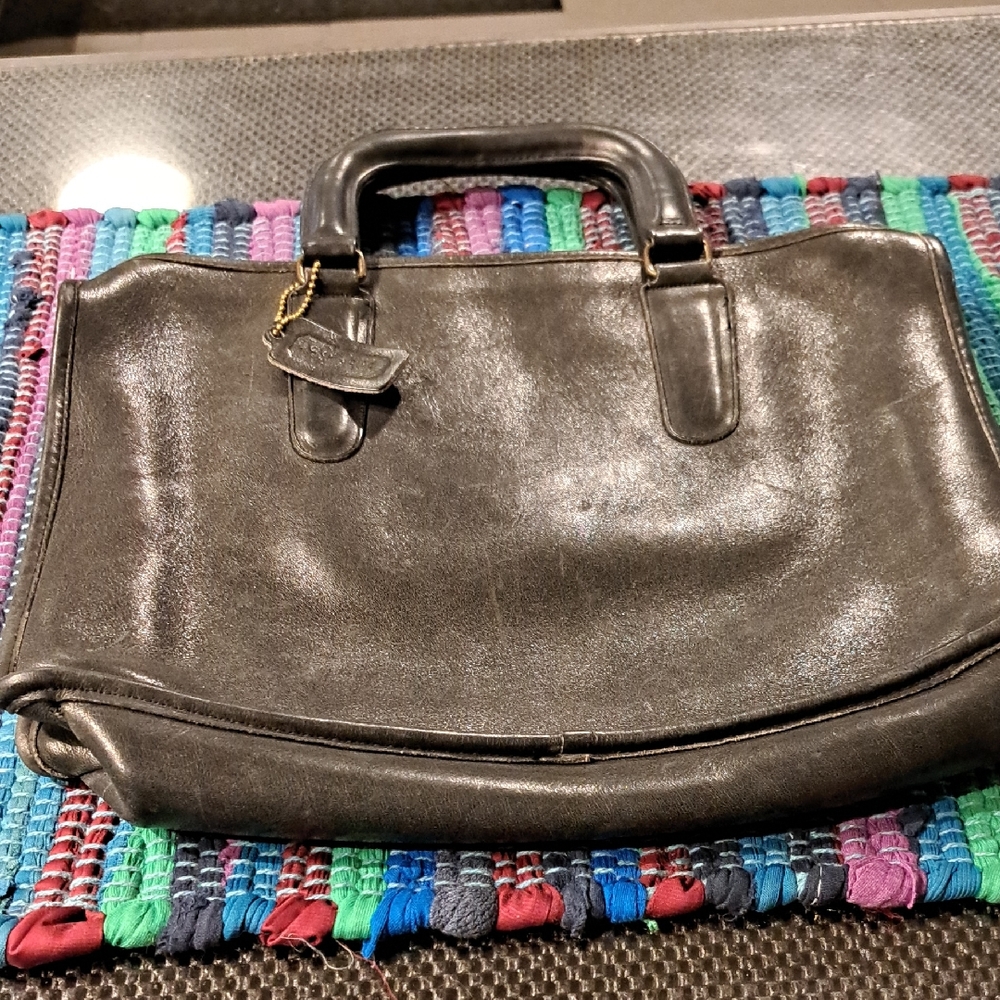 VINTAGE Coach Black Leather Tote Bag (Distressed)